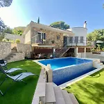 Casa Mama Mia * Lloret de Mar
